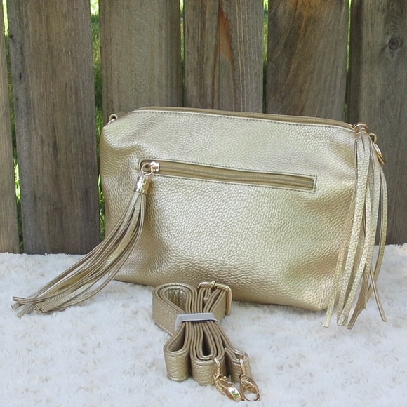 Imoshion Handbags - NEVER USED! Vegan Leather*Gold Tassel Handbag